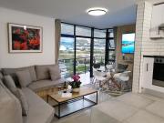 Beach Apartment with magical Mountain and Sea views