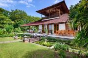 Exclusive private villa Beten Bukit - mountain view & private swimming pool
