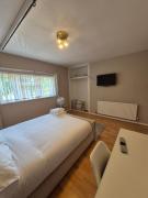 Quiet and professional friendly