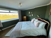 Charming and Peaceful Garden Cottage