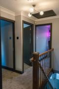 Cosy Corner Coventry - Modern with Jetted Tub & Garden Cosy Corner Coventry - Modern with Jetted Tub & Garden