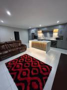 Modern Sleek & Private