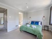 Top Hersham
