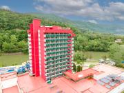 Complex Balnear Cozia - Corp Caciulata