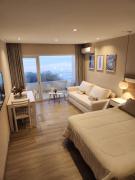 DPTO FRENTE Al MAR EN QUEQUEN CON PISCINA