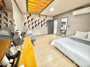 Top Suwon
