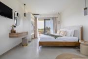 Kamara Apartments - 450m from the beach, by ZanteWize