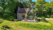 Luxury 2 Bed Woodland Cottage on Rewilding Estate Luxury 2 Bed Woodland Cottage on Rewilding Estate