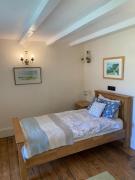 Top Bude
