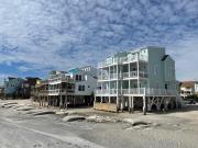 Top North Topsail Beach