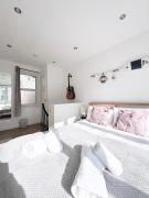 SURF PAD in St Ives, 1 Bed Apartment , 400M to Beach & Harbour