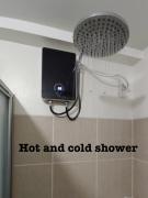 Modern style 2BR Condo Good for 6 Packs Near NAIA