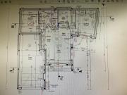 La petite maison zone coulée verte menant a locéan