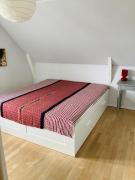 Charmerende byhus - tæt på alt!