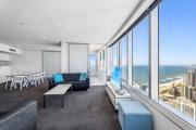 Sky Home on 54th Floor - Stunning South East Views