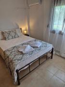 Yotas House 2 Yotas House 2