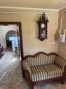 Nyugalom Szigete, Kisház Kerkaszentkirály