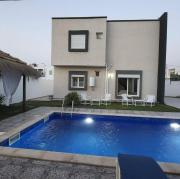 Ali hot villa