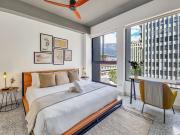 City Bowl Apartment with Rooftop Pool!