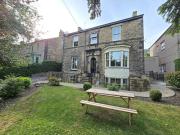 Exquisite 2 Bedroom Apartment