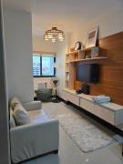 1 Bedroom Unit near IT Park with PS4 pool and gym use