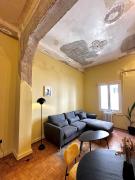 Sis Urban,Timeless Elegance