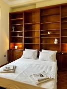 Sis Urban,Timeless Elegance Sis Urban,Timeless Elegance