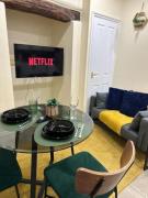 Stylish & Cosy Studio in the Heart of JQ, Birmingham!