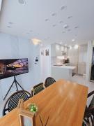 Urban Terrace Suite House