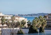 Le Saint-james - 108 Croisette by Halldis