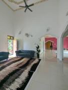 Top Kampong Amir