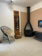 Casa aconchegante com lareira e churrasqueira