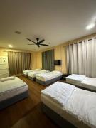 Pinggir TTDI Damansara Homestay for big group up to 35 pax