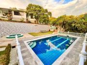 Hermosa Finca en Anapoima Villa Esmeralda