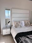 Stylish 2 Bedroom Apartment City Centre