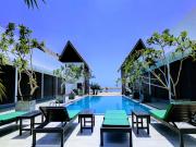 Downwinder Lagoon Lodge