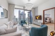 Vogue Vacation Homes, Marina Gate near JBR Beach and Marina Mall, One Bedroom Apartment with Balcony and city skyline view, Access toAmenities