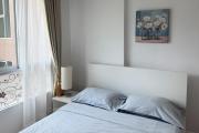Spacious 1BR wSofa Bed Pool Gym 1Gbps Wi-Fi