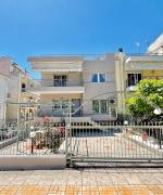 Thess City House with Parking