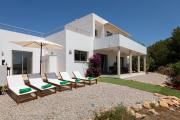 Villa Es Redo-Spacious & Relax