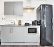 London E14 Poplar - Cosy 1 Bed Apartment for 3
