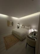 استديو جديد بتصميم هادي