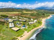 Pool Garden View Lanai, Beachfront 4-Star Resort, King Bed, Lanai, AC, Pool, Restaurant, Gym, Spa