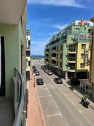 Делукс Апартамент Лазур Поморие