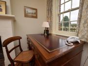 Top Lyndhurst