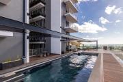 Outdoor pool Apartment, Gym, Bar & views
