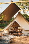 The Leadwood Safari Camp