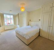 Bright 3BR House in Wimbledon Bright 3BR House in Wimbledon