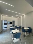 Top San Leone