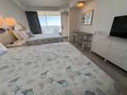 Cozy Studio with Direct Ocean View